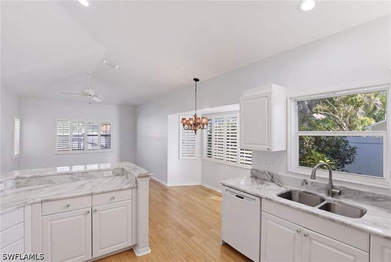 3 bedroom SingleFamilyResidence at 1134 Silverstrand Dr, Manatee Bay, Naples — photo 3