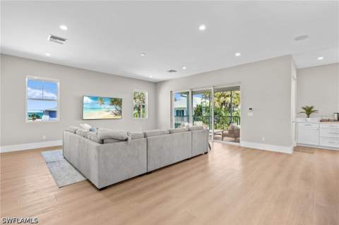 117 Hercules Dr, Fort Myers Beach FL - photo 13 of 50
