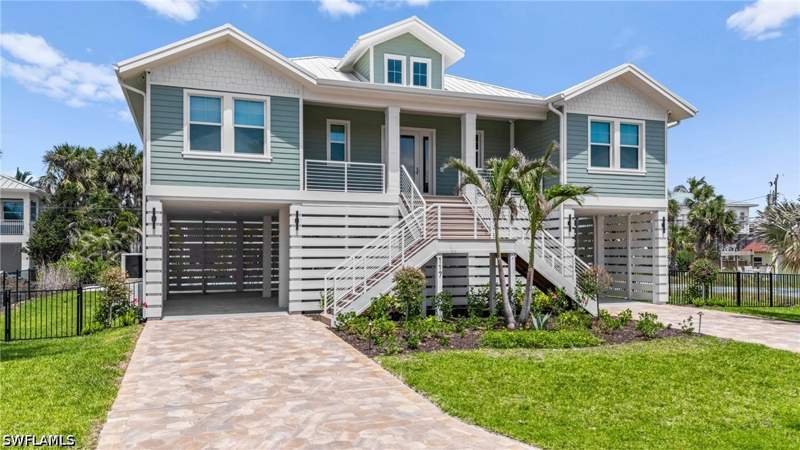 3 bedroom SingleFamilyResidence at 117 Hercules Dr, Hercules Park, Fort Myers Beach — photo 3