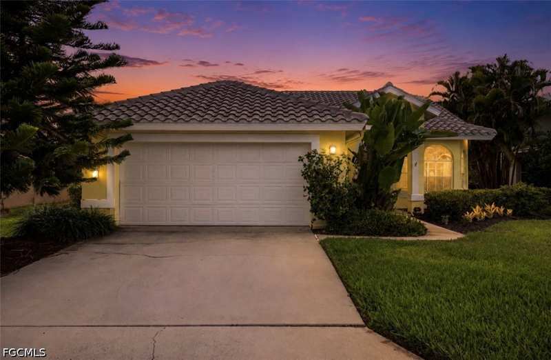 3 bedroom SingleFamilyResidence at 25060 Bay Cedar Dr, Bay Cedar, Bonita Springs — photo 1