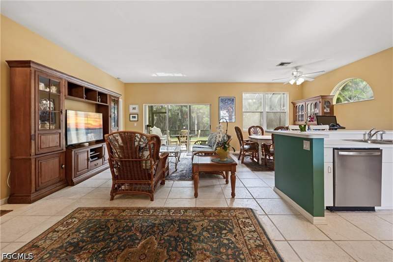 3 bedroom SingleFamilyResidence at 25060 Bay Cedar Dr, Bay Cedar, Bonita Springs — photo 4