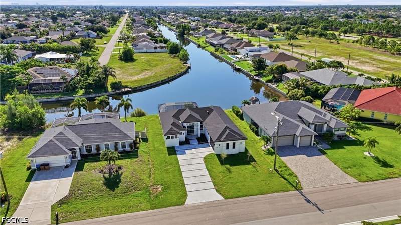 4 bedroom SingleFamilyResidence at 2305 SW 15th Pl, Cape Coral, Cape Coral — photo 5