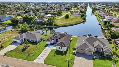 2305 SW 15th Pl, Cape Coral FL - photo 6 of 46