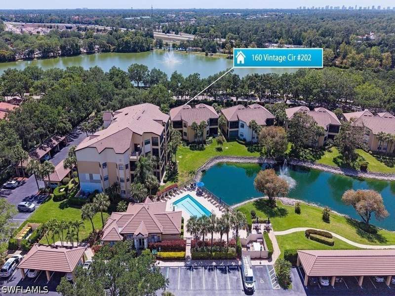 3 bedroom Condominium at 160 Vintage Cir 202, Concord, Naples — photo 2