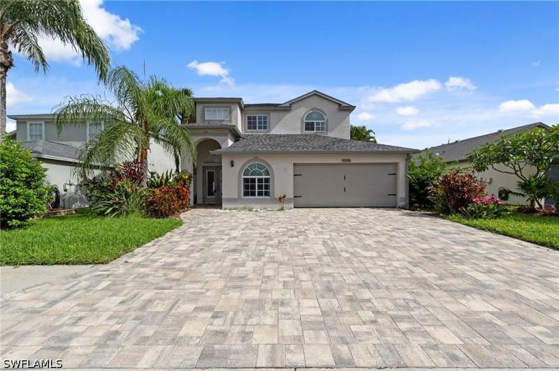 4 bedroom SingleFamilyResidence at 21684 Brixham Run Loop, Stoneybrook, Estero — photo 2