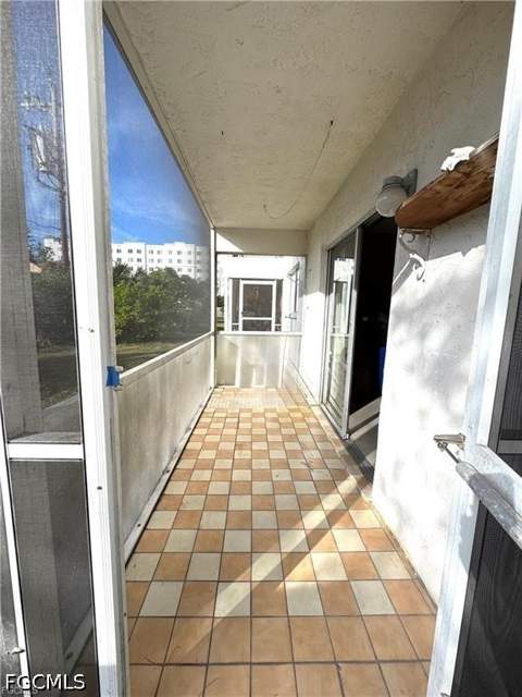 4906 Victoria Dr 108, Cape Coral FL - photo 10 of 13