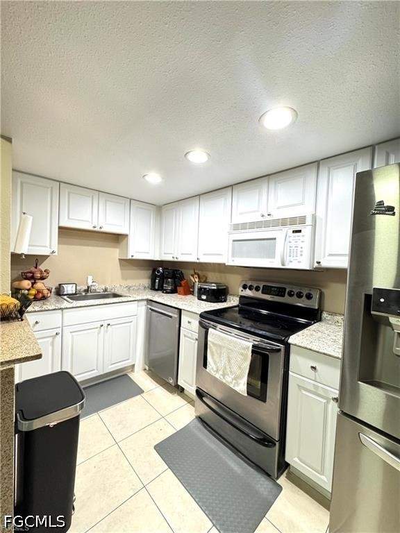 2 bedroom Condominium at 4906 Victoria Dr 108, Capeway Condo, Cape Coral — photo 3