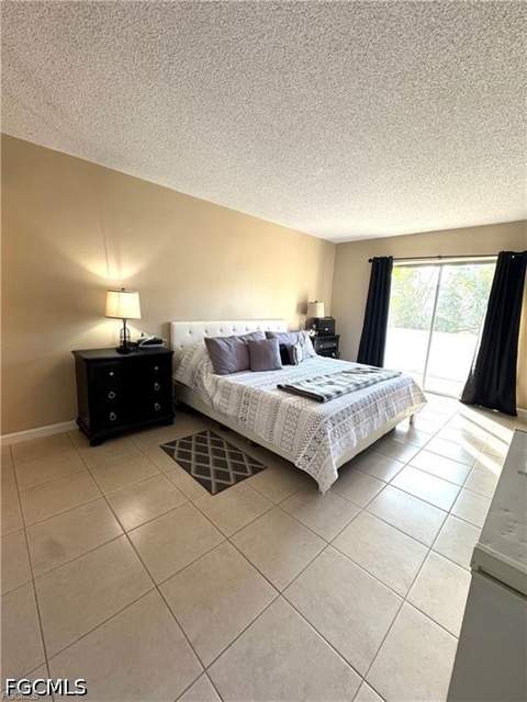 4906 Victoria Dr 108, Cape Coral FL - photo 8 of 13