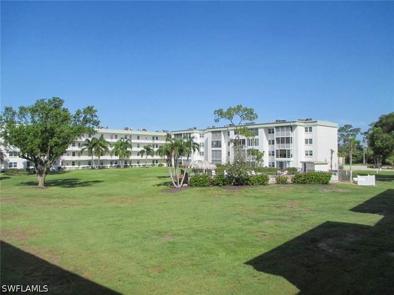 2 bedroom Condominium at 1624 Pine Valley Dr 217, Seven Lakes, Fort Myers — photo 3