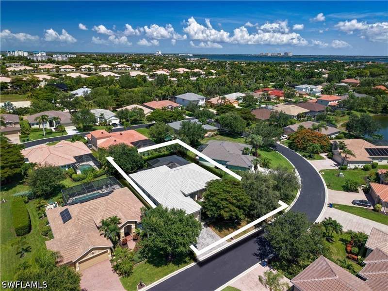 4 bedroom SingleFamilyResidence at 14111 Creek Ct, Colonial Shores, Fort Myers — photo 3