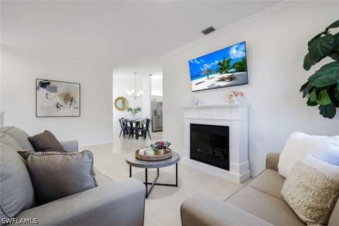 2390 Piccadilly Circus 202, Naples FL - photo 12 of 27