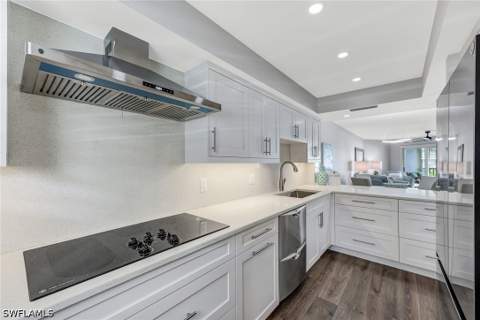 270 N Collier Blvd 205, Marco Island FL - photo 14 of 31