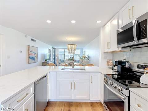 979 E Gulf Dr D433, Sanibel FL - photo 8 of 46