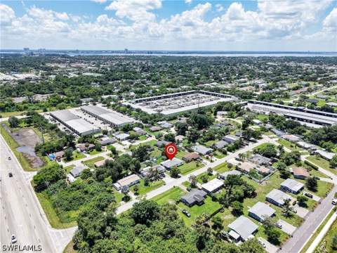 1196 Pine Lake Dr, Cape Coral FL - photo 19 of 27
