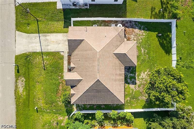 4 bedroom SingleFamilyResidence at 4205 11th St W, Lehigh Acres, Lehigh Acres — photo 4