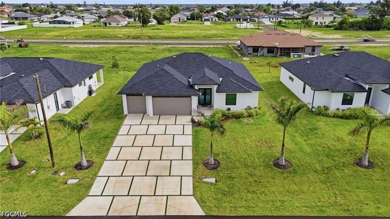 3 bedroom SingleFamilyResidence at 325 NE 15th Ter, Cape Coral, Cape Coral — photo 3