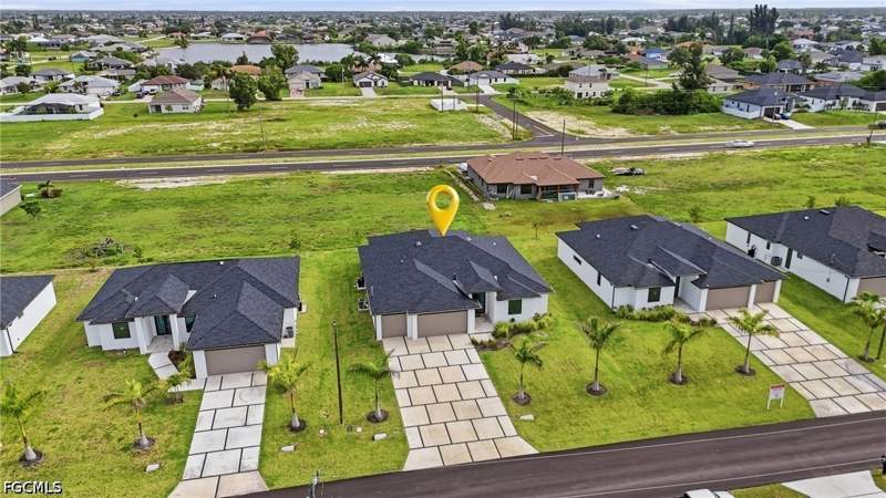 3 bedroom SingleFamilyResidence at 325 NE 15th Ter, Cape Coral, Cape Coral — photo 4
