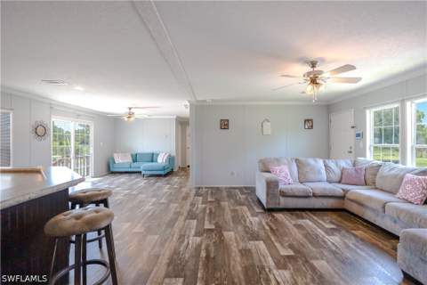 585 S Lindero St, Clewiston FL - photo 10 of 40