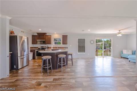 585 S Lindero St, Clewiston FL - photo 8 of 40