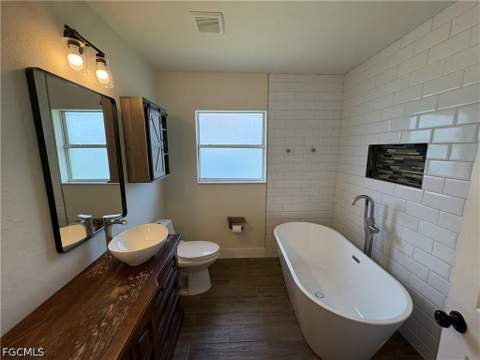 1417 NE 4th Pl, Cape Coral FL - photo 15 of 29
