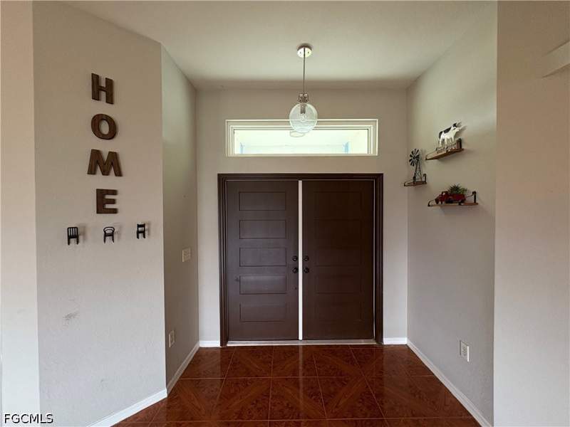3 bedroom SingleFamilyResidence at 1417 NE 4th Pl, Cape Coral, Cape Coral — photo 2