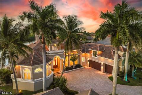5764 Staysail Ct, Cape Coral FL - photo 8 of 42