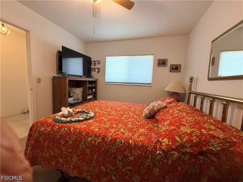 1339 SE 46th Ln 8, Cape Coral FL - photo 9 of 28