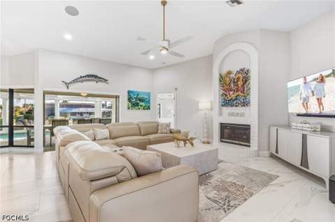 2318 SE 27th St, Cape Coral FL - photo 7 of 50