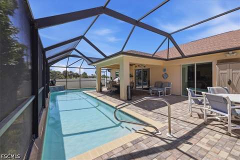 2107 NE 19th Pl, Cape Coral FL - photo 6 of 39