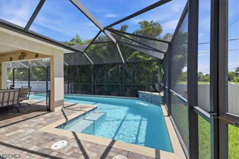 2107 NE 19th Pl, Cape Coral FL - photo 9 of 39