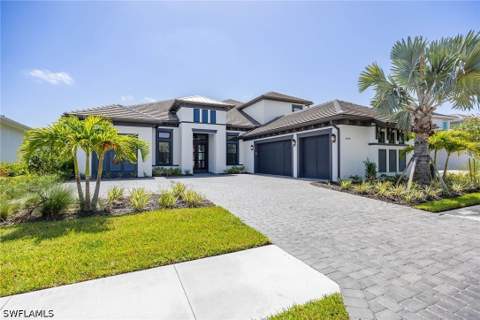 15428 Turin Dr, Naples FL - photo 15 of 50