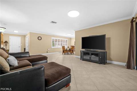 4165 Prestwick Ct, North Fort Myers FL - photo 9 of 42