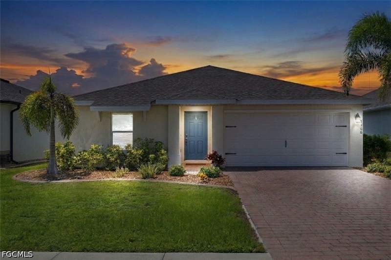 4 bedroom SingleFamilyResidence at 3166 Estancia Ln, Entrada, Cape Coral — photo 2