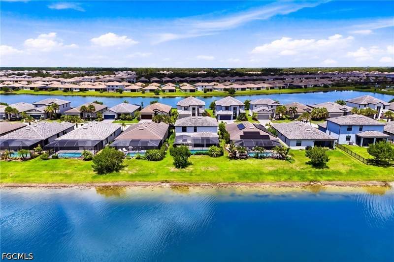 4 bedroom SingleFamilyResidence at 13883 Pine Lodge Ln, Timber Creek, Fort Myers — photo 3