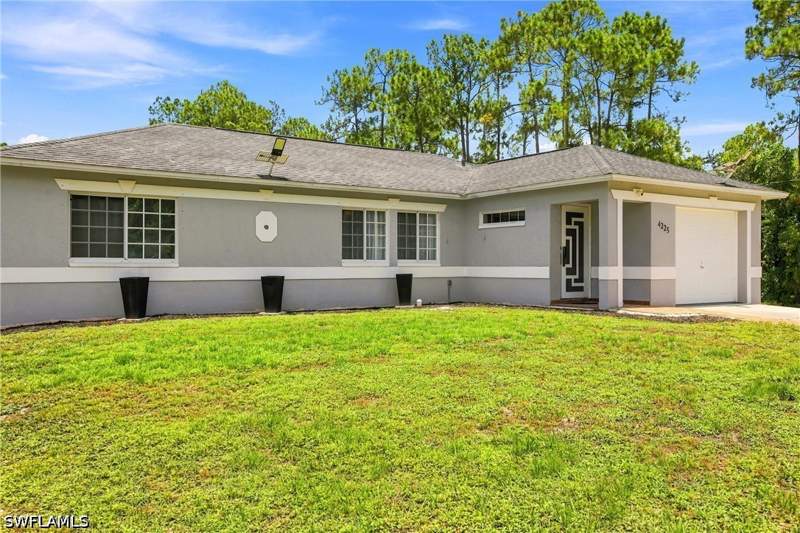 3 bedroom SingleFamilyResidence at 4225 16th St NE, Golden Gate Estates, Naples — photo 5