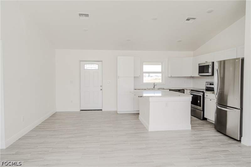 3 bedroom SingleFamilyResidence at 7031 Waldo Cir, Port Labelle, Labelle — photo 5