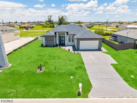212 Kismet Pkwy W, Cape Coral FL - photo 11 of 50
