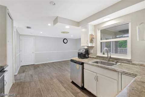8110 Valencia Rd, Fort Myers FL - photo 8 of 27