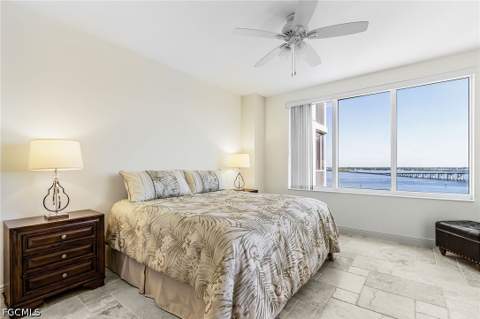 2090 W First St 1009, Fort Myers FL - photo 13 of 44