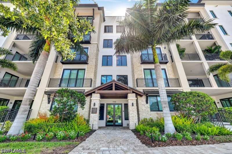 4 bedroom Condominium at 1130 3rd Ave S 512, Quattro At Naples Square, Naples — photo 1
