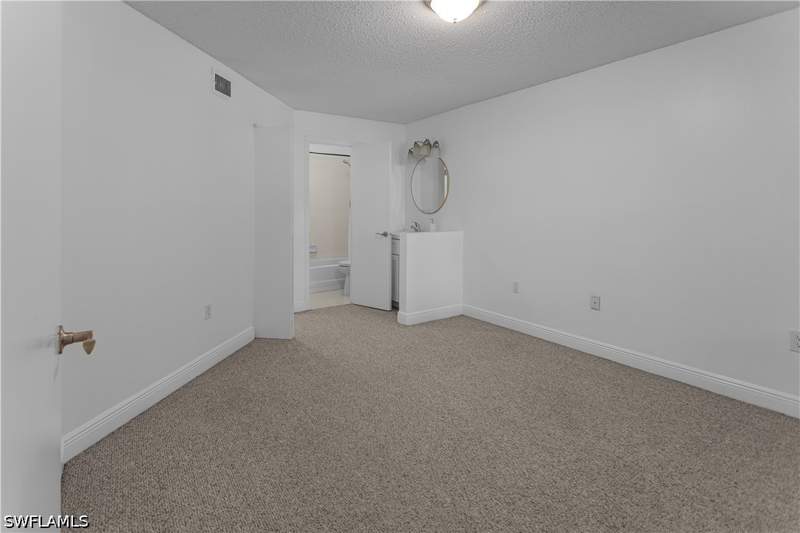 2 bedroom Condominium at 12561 Equestrian Cir 816, Venetian Palms, Fort Myers — photo 5