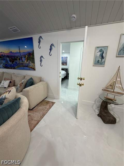 261 Egret St, Fort Myers Beach FL - photo 17 of 49