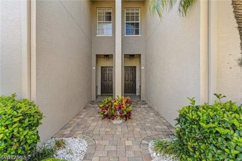 5693 Heron Ln 503, Naples FL - photo 6 of 26