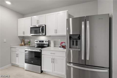 2621 Table Coral Trl, North Fort Myers FL - photo 8 of 30
