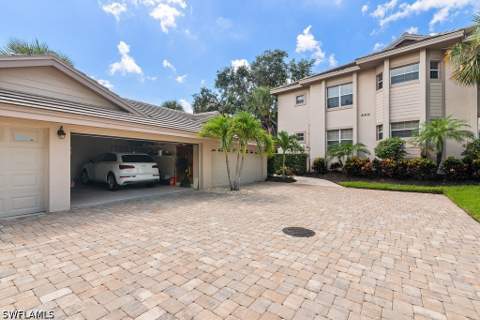 4001 Whiskey Pointe Ln 101, Bonita Springs FL - photo 17 of 31