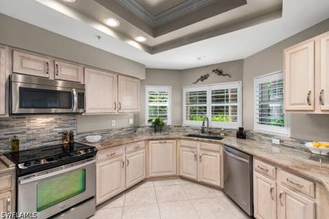 4001 Whiskey Pointe Ln 101, Bonita Springs FL - photo 6 of 31
