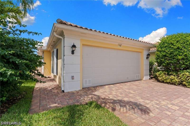 2 bedroom Attached at 7620 Rozzini Ln, Verona Walk, Naples — photo 3