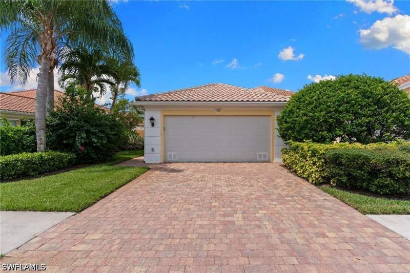 2 bedroom Attached at 7620 Rozzini Ln, Verona Walk, Naples — photo 4