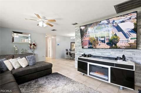 209 Felix Ave N, Lehigh Acres FL - photo 14 of 24