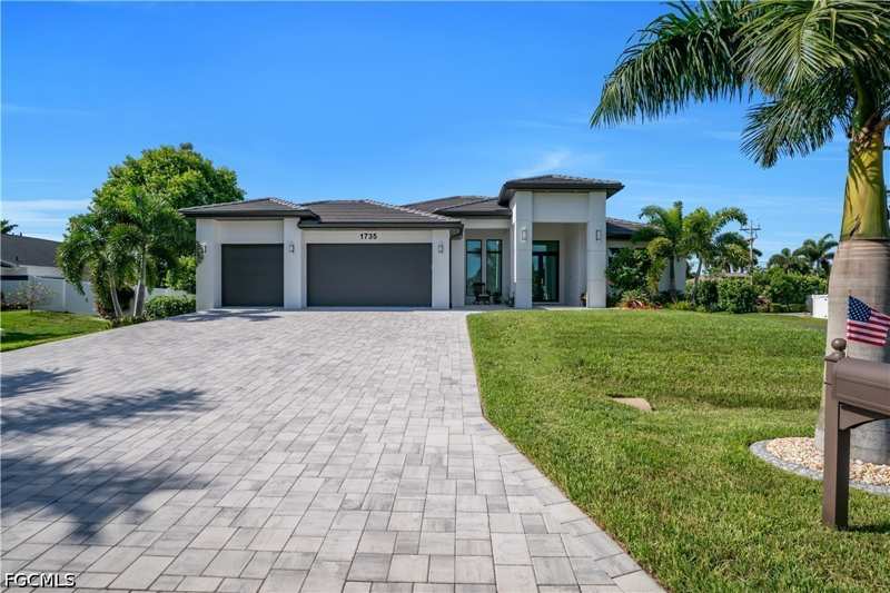 3 bedroom SingleFamilyResidence at 1735 SW 51st Ter, Cape Coral, Cape Coral — photo 1